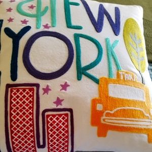 PB TEEN Pottery Barn Destination New York Throw Pillow